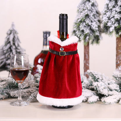 Christmas dress wine bottle set - Dana & Dekor 